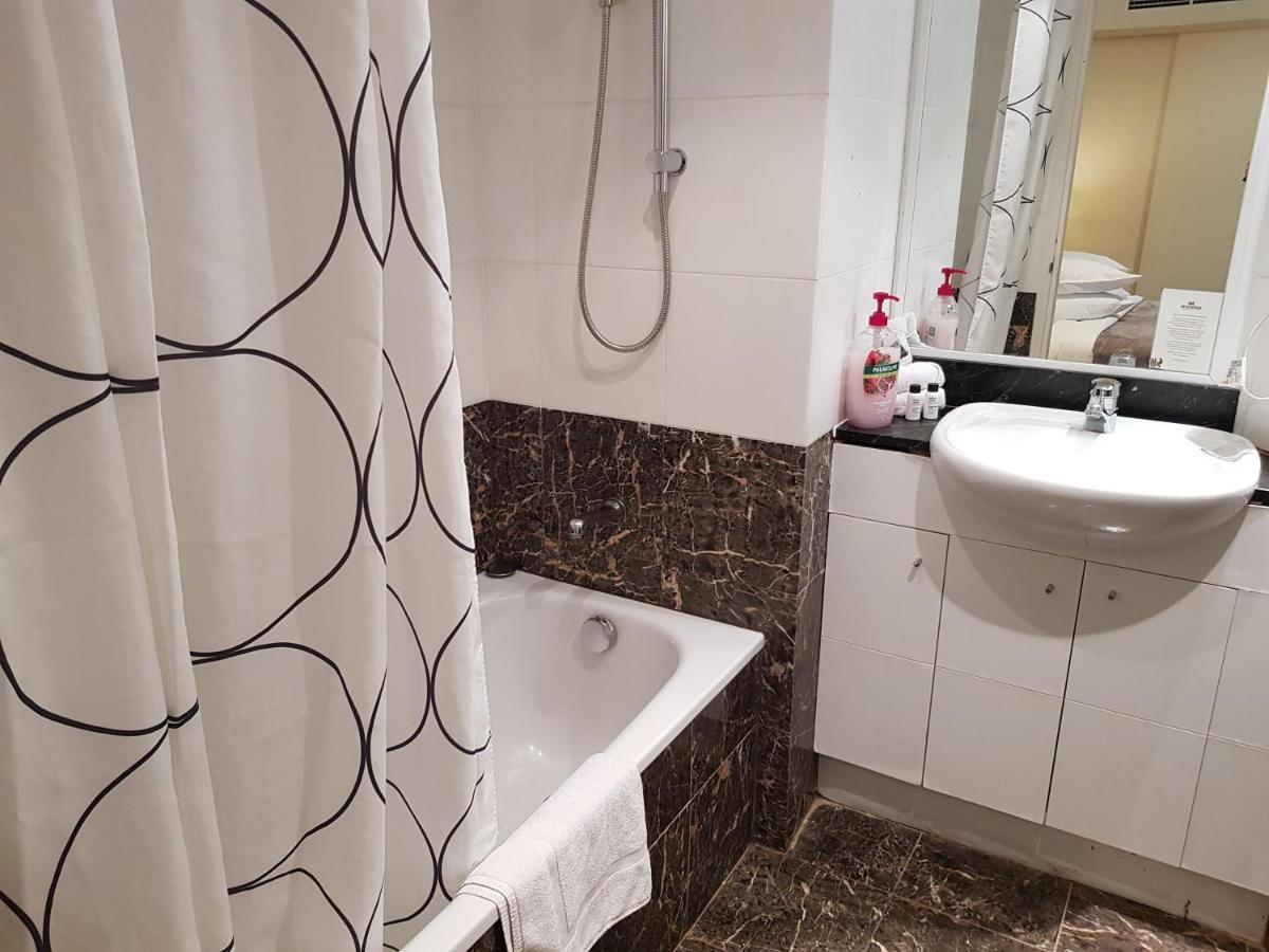 Accommodation Sydney 38 Harbour Street ซิดนีย์ ภายนอก รูปภาพ