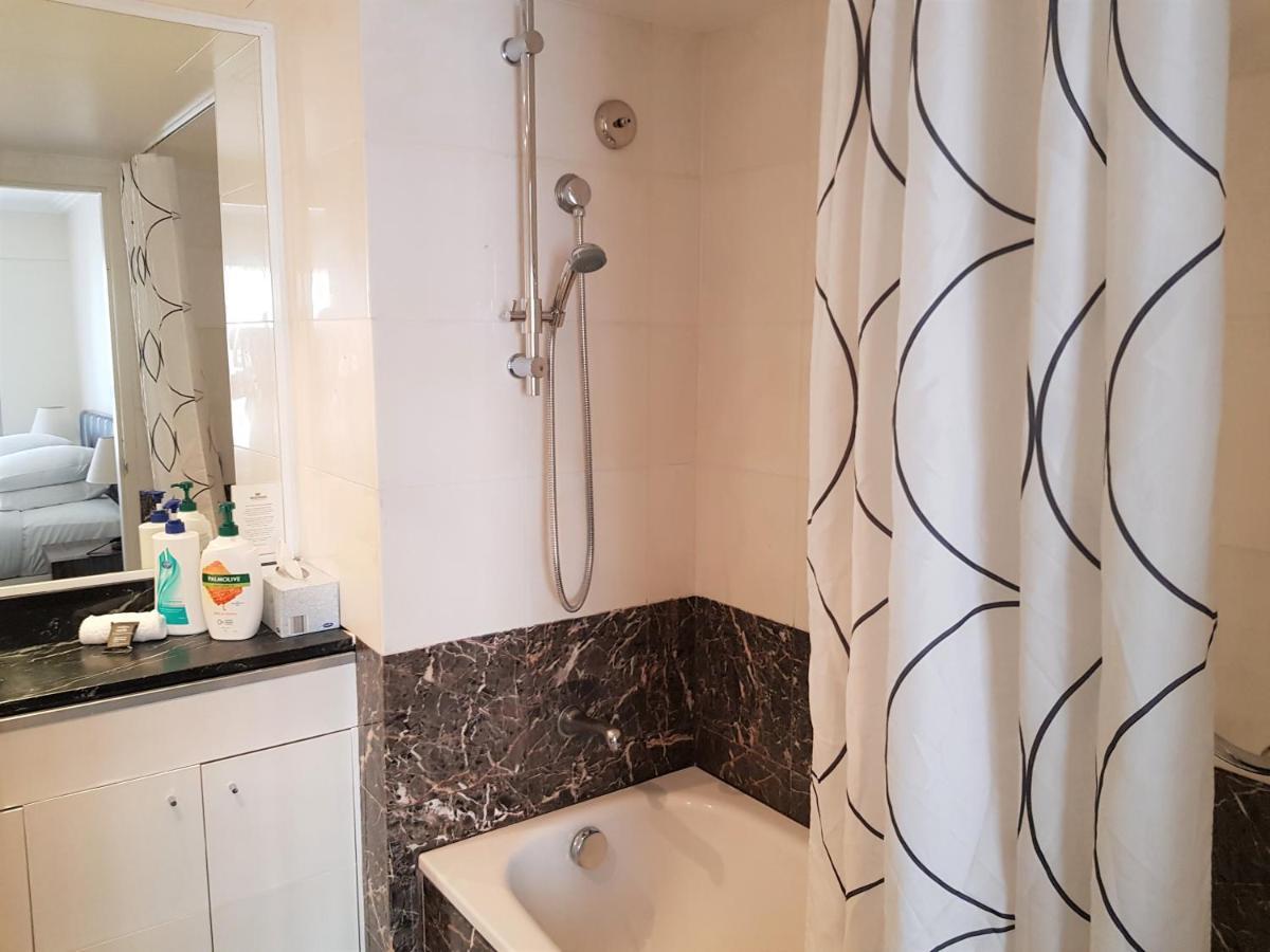 Accommodation Sydney 38 Harbour Street ซิดนีย์ ภายนอก รูปภาพ